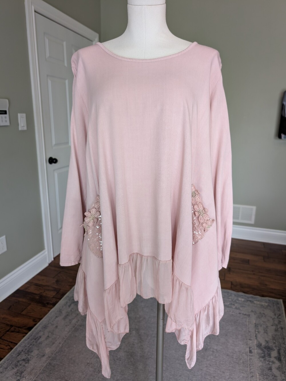 Made in Italy Pink Silk Blend Tunic Top Floral Sequin Pockets Size XL